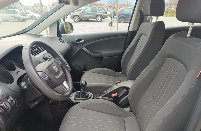 Seat Altea XL cena 23900 przebieg: 213000, rok produkcji 2011 z Góra małe 529
